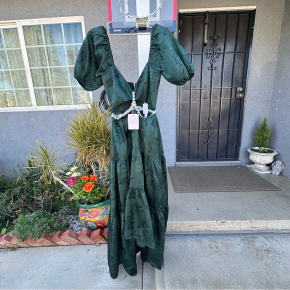 V. Chapman the Emma dress in emerald - Picture 4 of 12